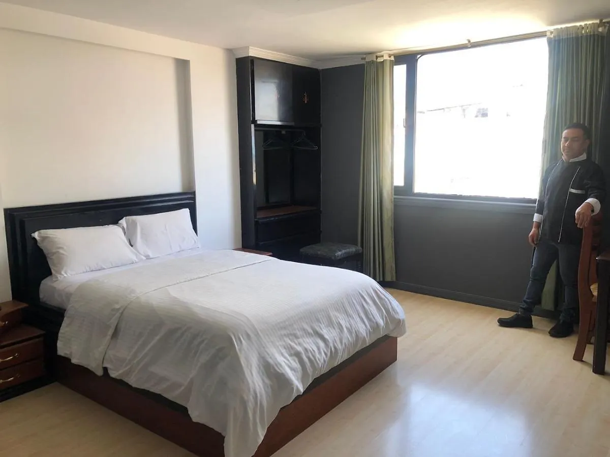 מלון Casa Inaקיטו קיטו